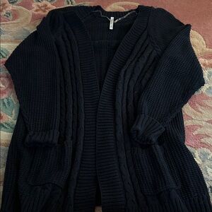Leo & Nicole Navy Cable Knit Cardigan